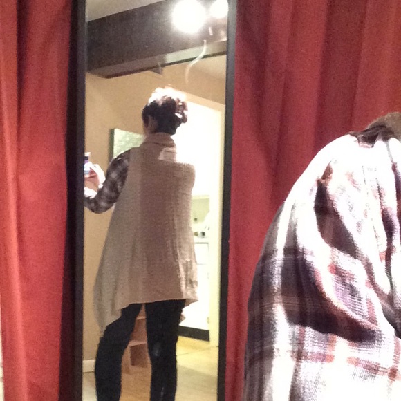 Knit Sweater Vest - Picture 3 of 3